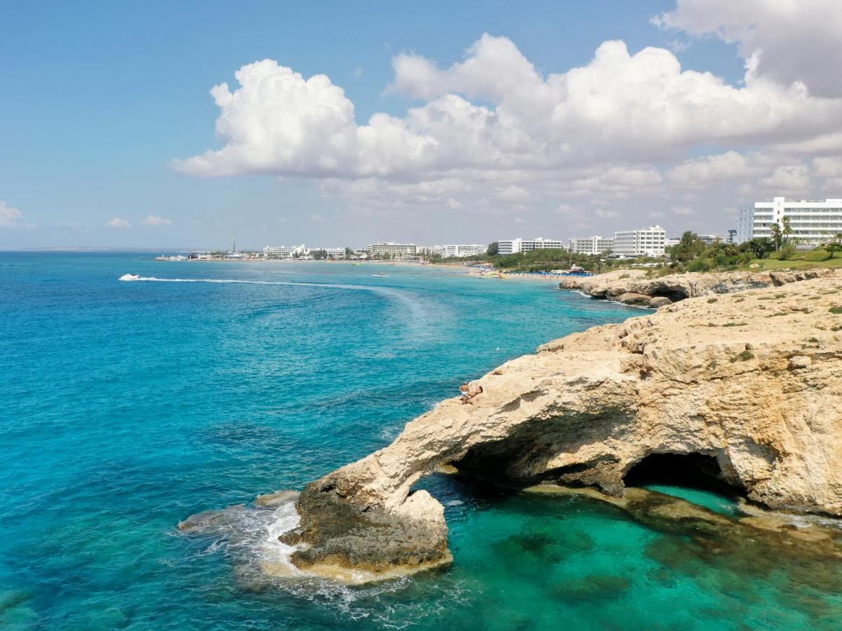 Sanders Mythical Blue Villas باراليمني المظهر الخارجي الصورة