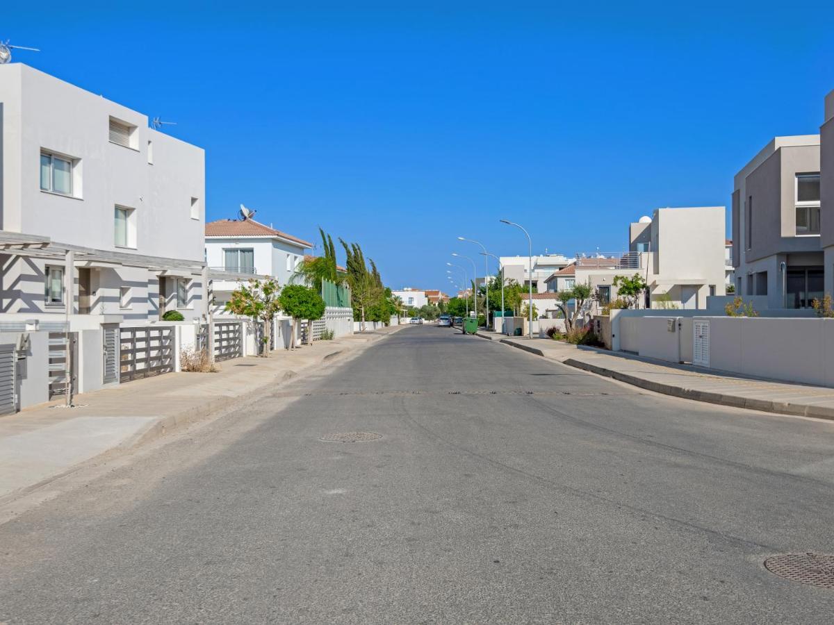 Sanders Mythical Blue Villas باراليمني المظهر الخارجي الصورة