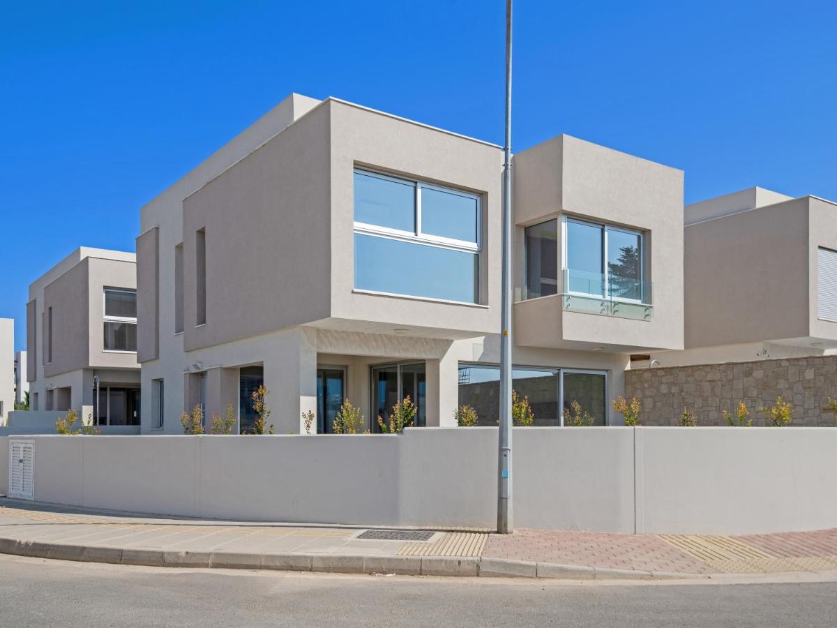Sanders Mythical Blue Villas باراليمني المظهر الخارجي الصورة